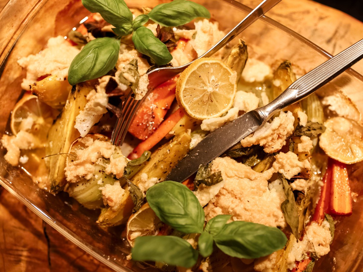 Voorgerecht kerstmenu: wintergroenten gegaard in suikerkorst